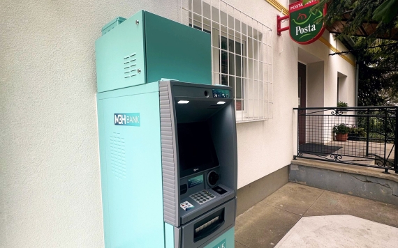 Új bankautomata a községben